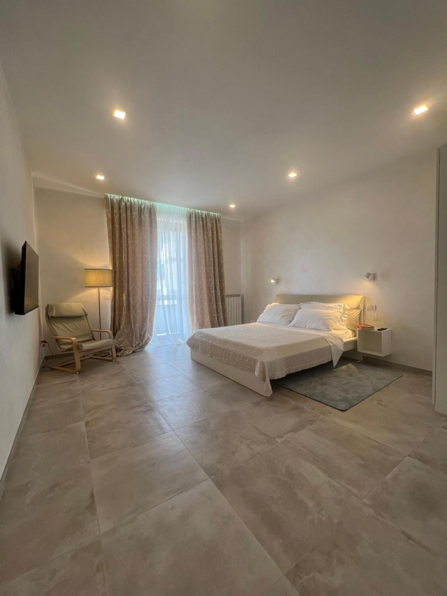 Rifready Apartment Vicino A Aou Careggi, Meyer, Polo Unifi Florencia Exterior foto